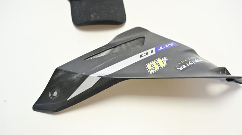 Carena Lateral Stanga Yamaha MT10 2016 - 2021