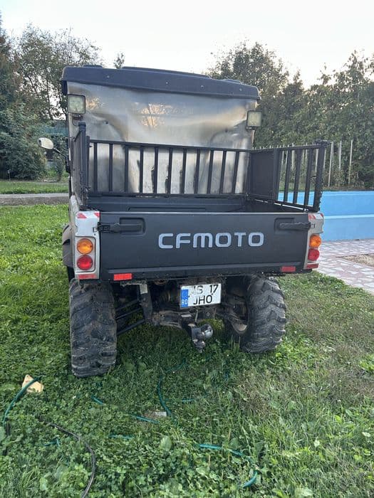 Cf moto rancher cu folii laterale