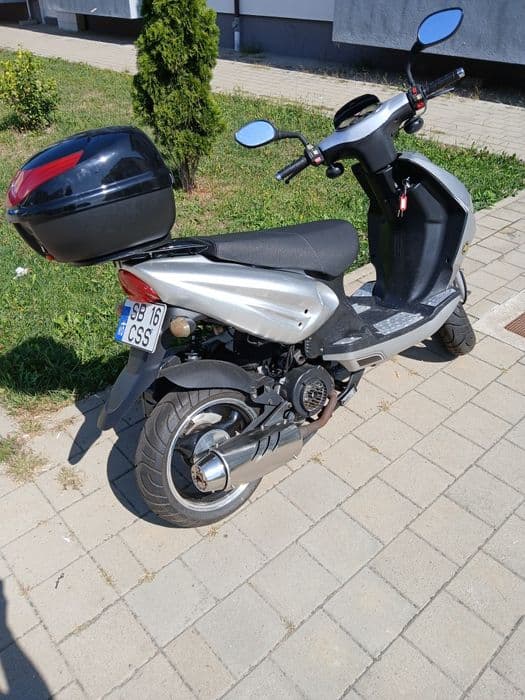 Vând scuter Rex 125cc