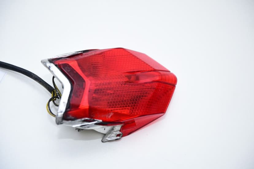 MV Agusta Brutale 675 Stop / Lampă spate