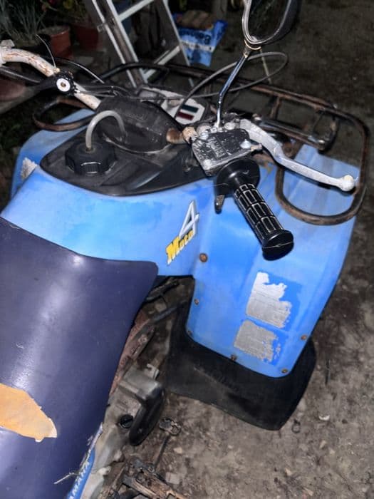 ATV Yamaha moto 4