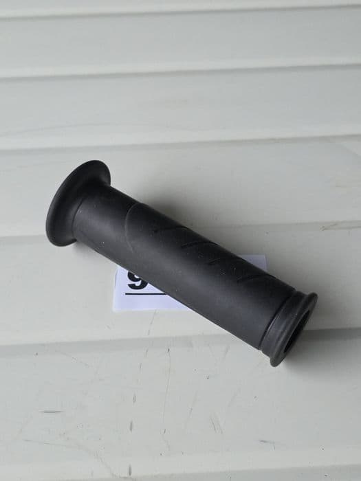 DUCATI Streetfighter  / Panigale V4 manşon stanga, Original