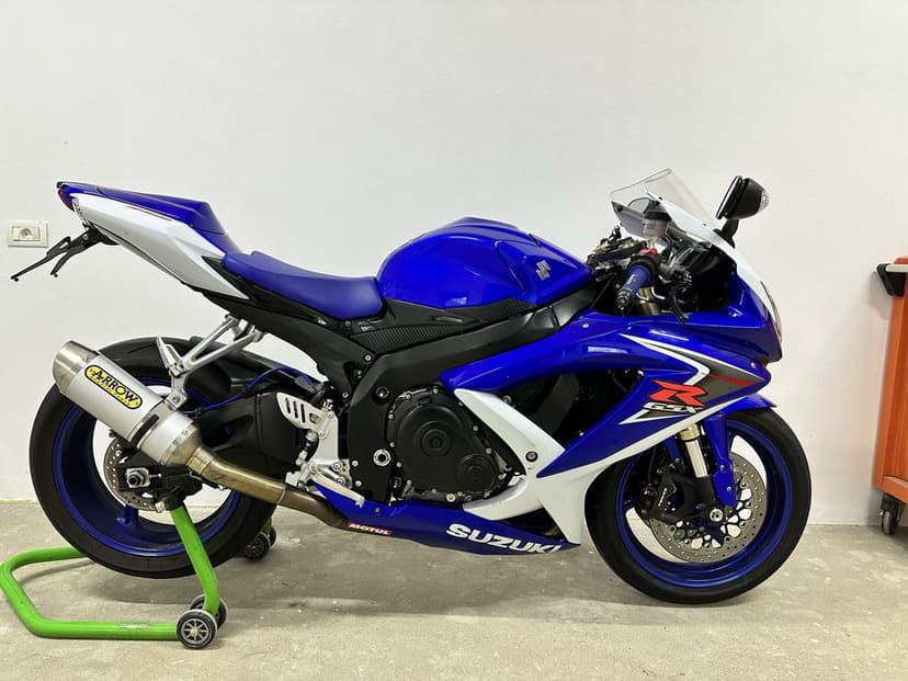 Suzuki GSX-R600, K8.