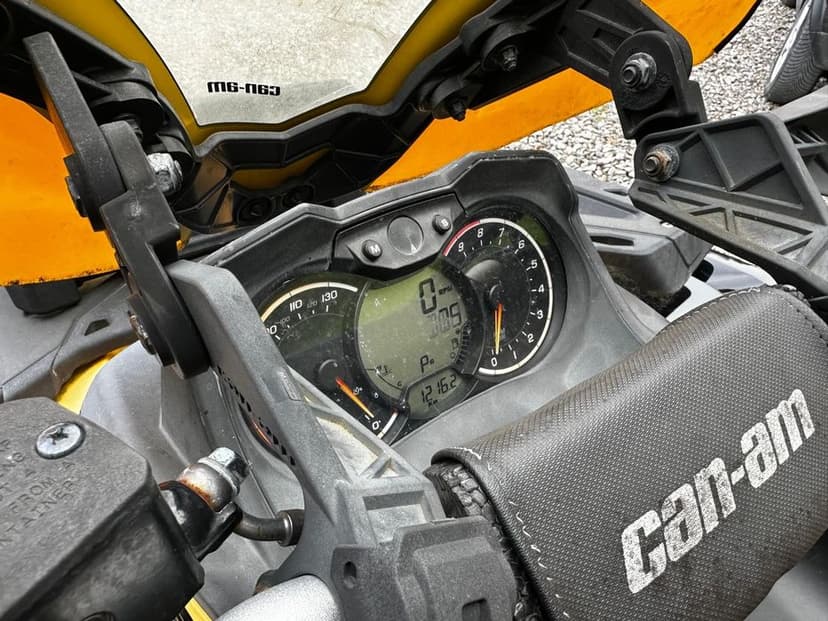 ATV CANAM outlander 1000 si 800