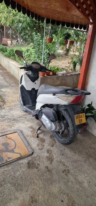 Scuter  de  vânzare