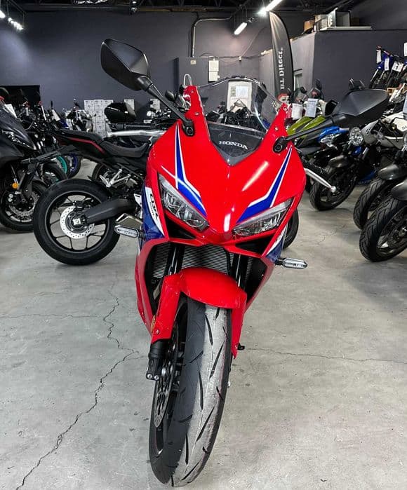Honda CBR 650R 2025 - nou - 0 km - Honda Constanta by EST BIKE