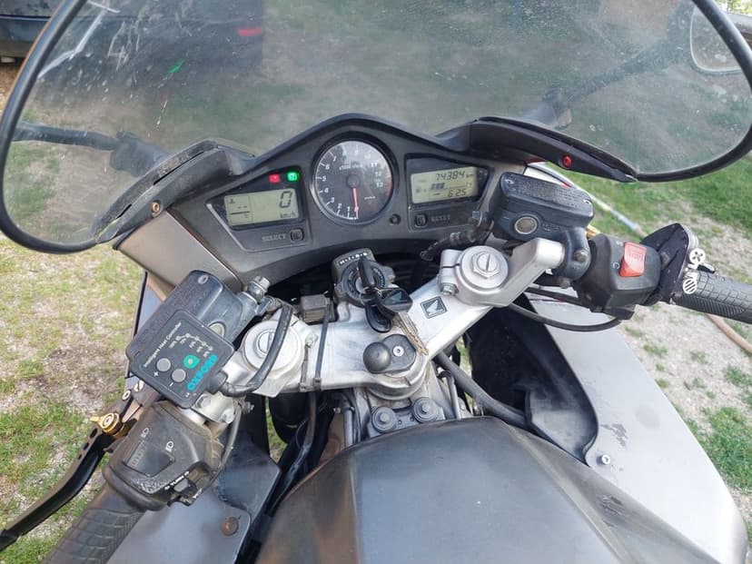 Vand Piese Honda VFR 800 V-Tech 2003