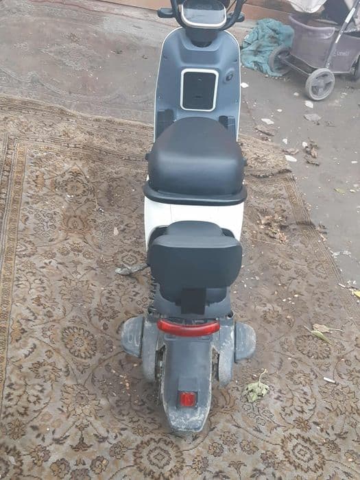 Vand scuter electric nou cu garantie