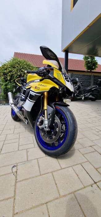 Motor complet YAMAHA  R1 M RN32 2015 2019 cadru cu acte OHLINS