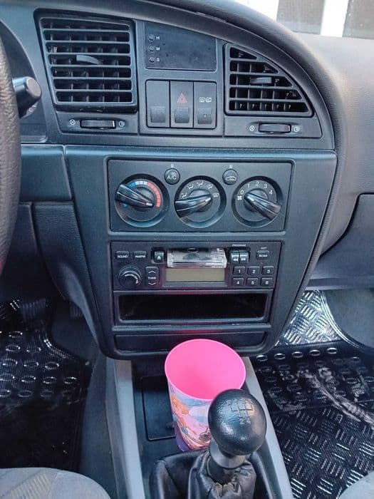 Vând Nubira ||,masina merge foarte bine.