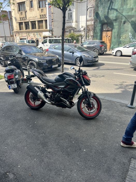 Kawasaki Z500 2025 | Model nou | 451cc | Km puțini | Stare impecabilă