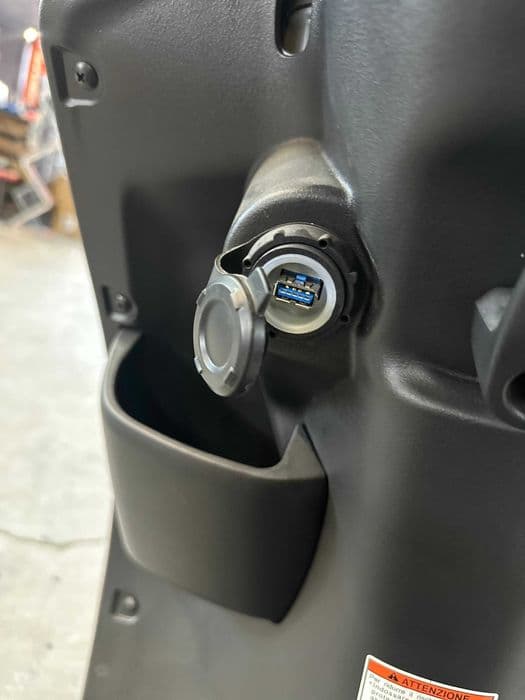 Suzuki Address 125 nou - se conduce cu B125- Suzuki Constanta