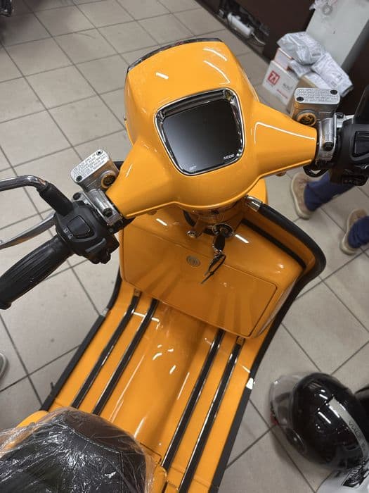 Royal Alloy | Grand Prix 125S | NOU | EURO 5