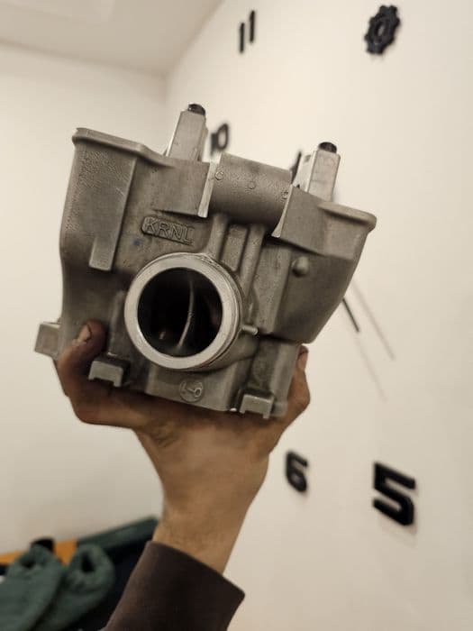 Chiulasă Honda CRF250r 2006