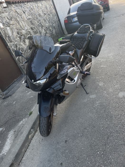 Vand honda cbr 600 f4 sport touring carburatie 2000