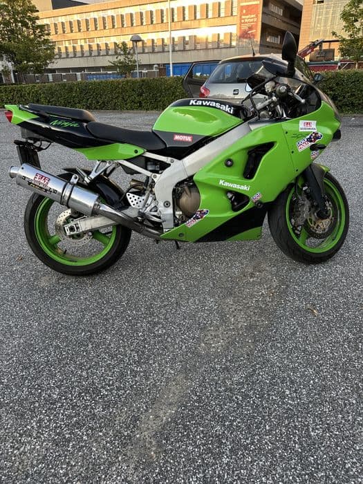 Kawasaki zx-6r….