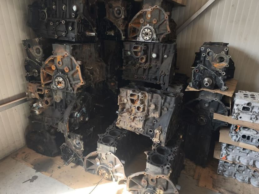 Motor nissan navara pathfinder cabstar maxity 2.3 2.5 3.0 V6 V9X