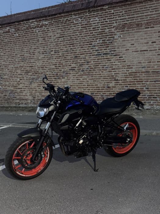 Vand Yamaha mt07 limitat a2