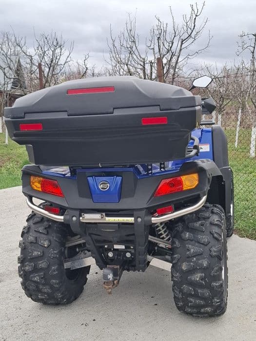 Cforce 800 EFI V-Twin