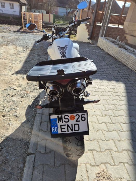 Yamaha FZ6N gata de sezon