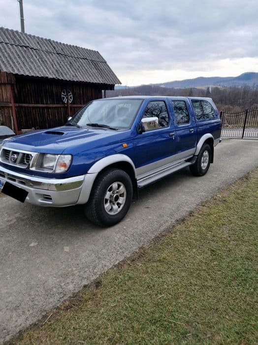 Nissan Navara Autoutilitare