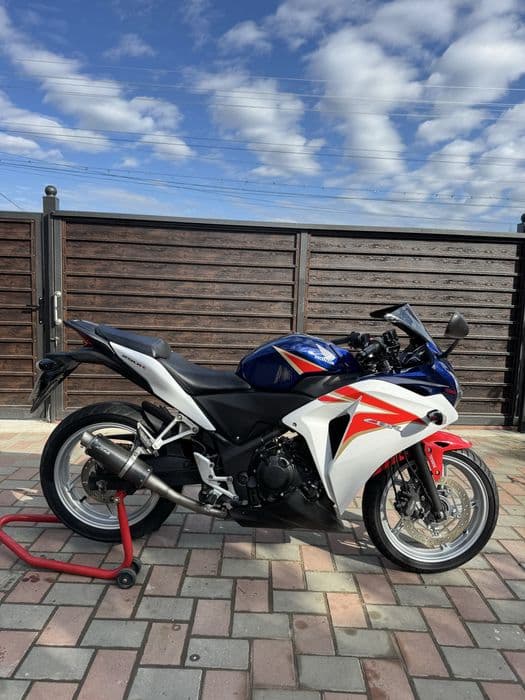 Honda cbr 250r ABS A2