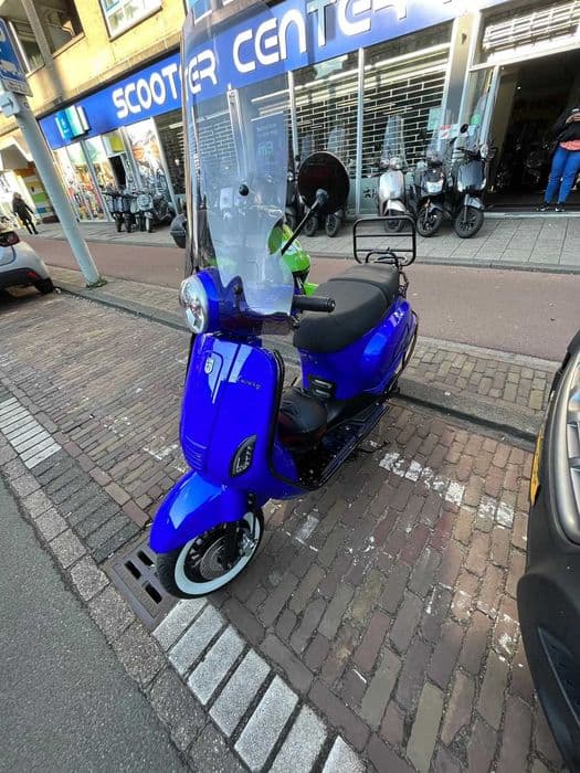 Scooter BTC Felice Luxury - Albastru | 2023 | Stare Excelentă