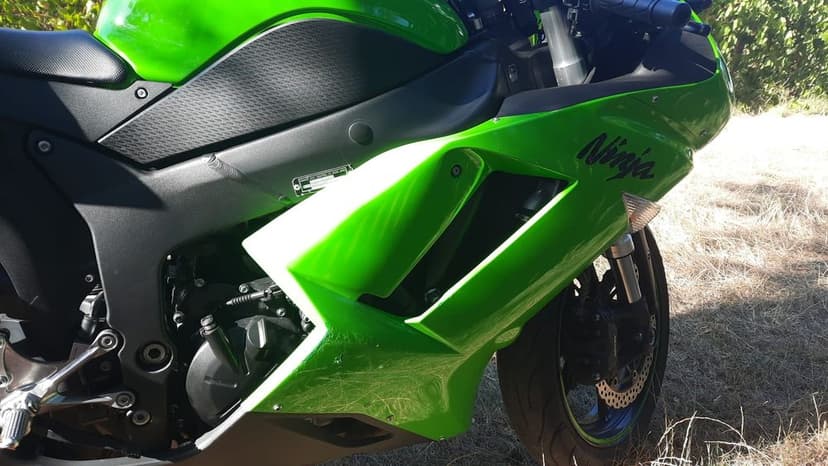 Vând / Schimb Kawasaki Ninja