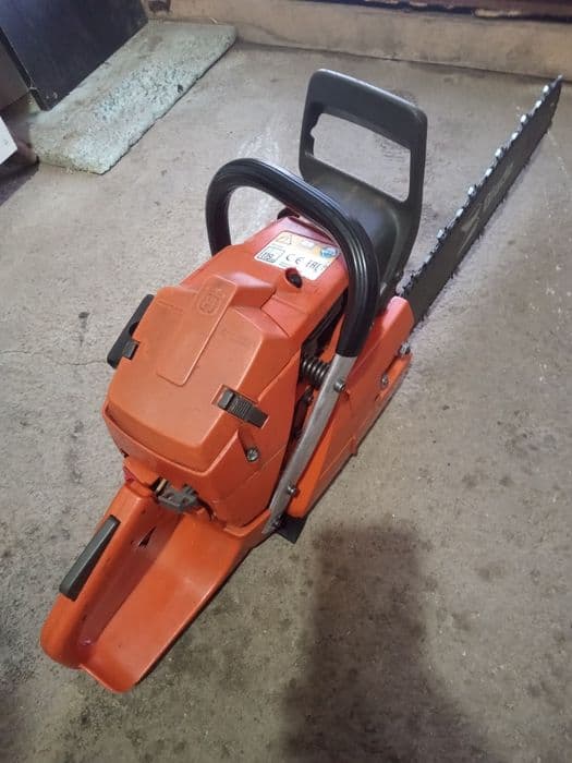 Vând Husqvarna 365 x-torq