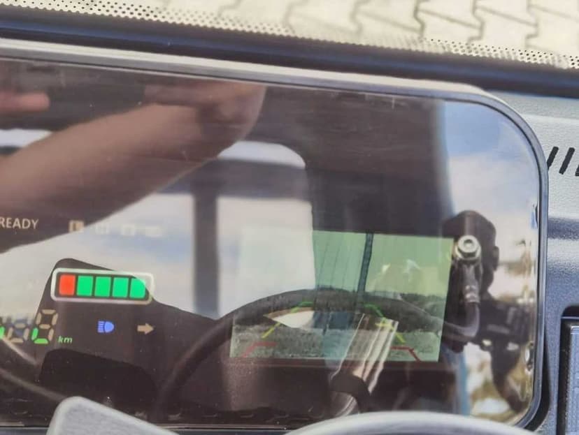 Triciclu fara permis cu cabina 2000w