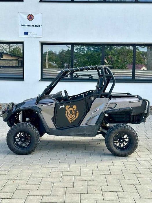 BRP Can-Am Bombardier Commander 1000