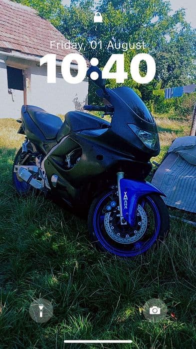 Vând sau achimb Yamaha yzf 600r thundercat