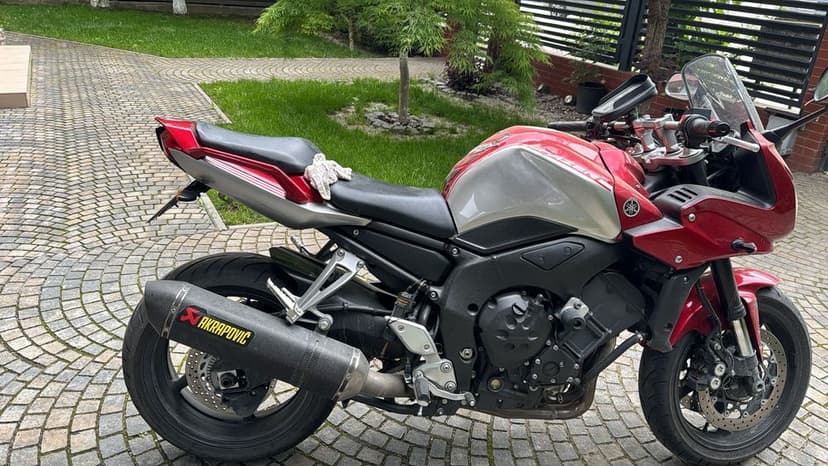 Yamaha FZ1-an 2011- 1000 cmc-150 cp-ABS