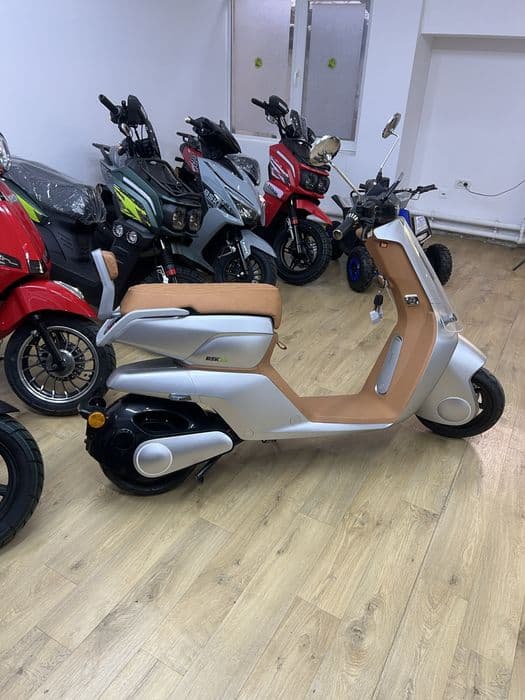 Fara Permis - Scuter STARDUST - produs nou 2025 - test drive gratuit