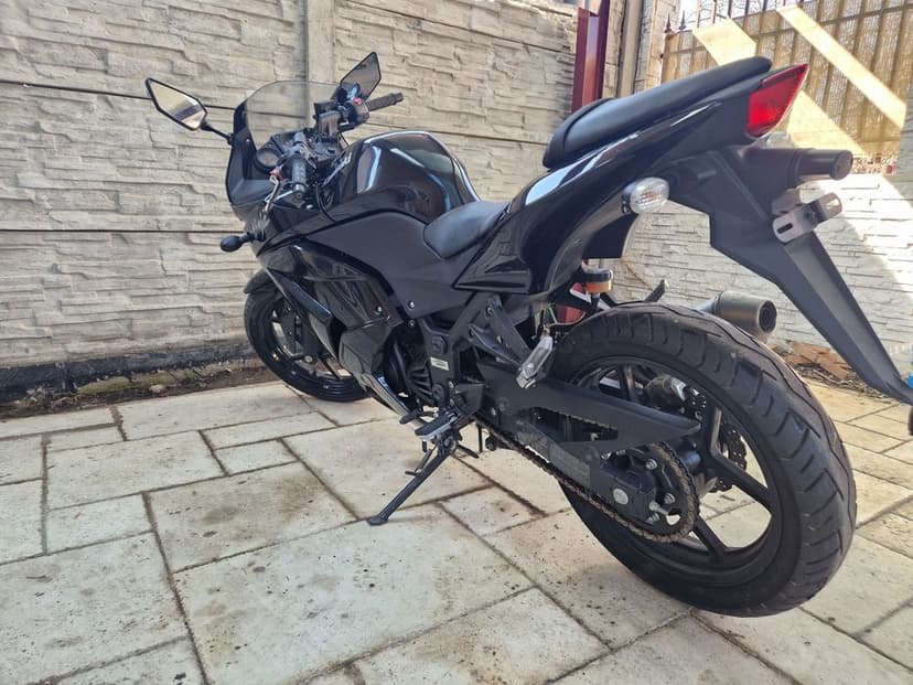 Kawasaki Ninja 250 R