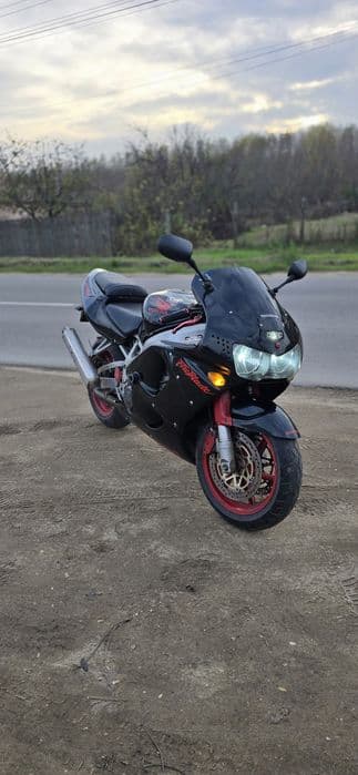 Honda cbr 919rr fire blade