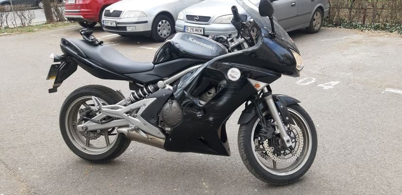 Kawasaki Ninja ER6F vand / schimb stare f buna pret negociabil