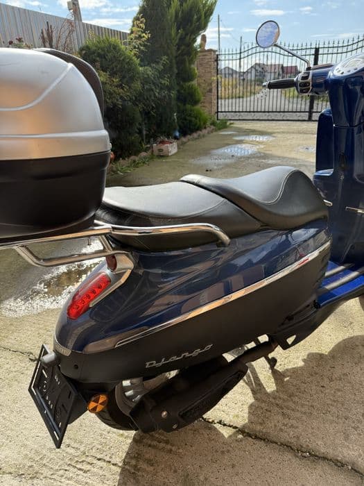 Scuter peugeot djangoo 49 cm 4t -2021 - Carte RAR