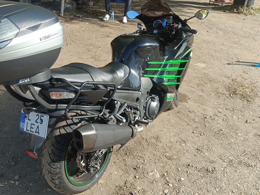 Kawasaki zzr 1400 (zx14) special edition