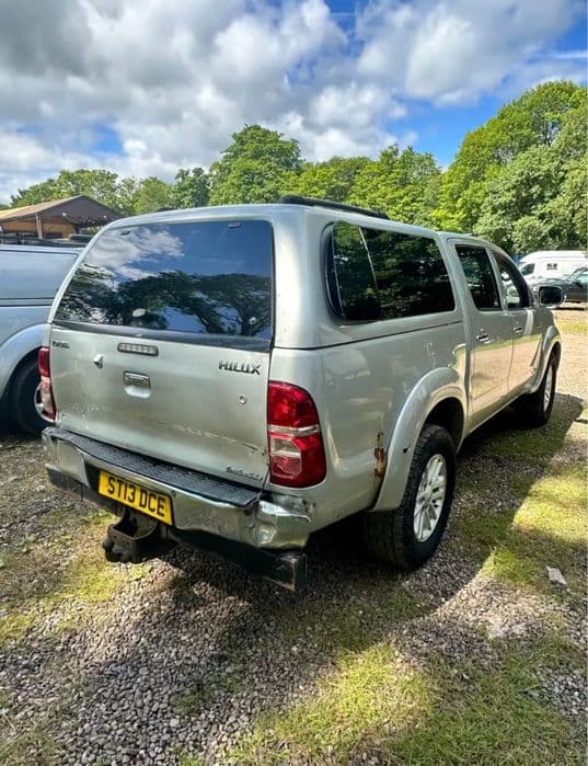 Dezmembrez Toyota Hilux 3.0 1KD-FTV 2012-2015