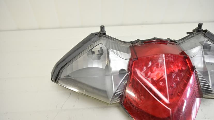 Honda VFR1200F 2010 Stop frana spate