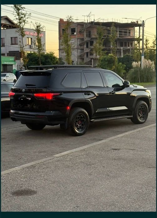 Preț negociabil Toyota Sequoia TRD Pro 2024