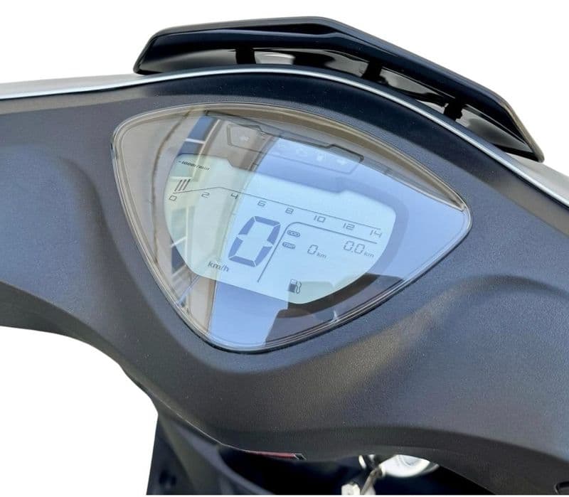 FARA PERMIS ! Scuter cu motor pe Benzină, injectie 50cc, 2025