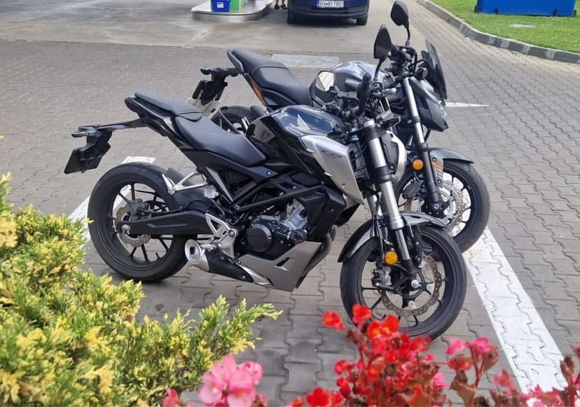Honda CB125R categ A1 de vanzare
