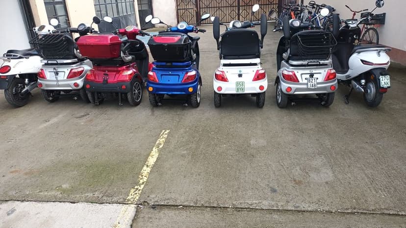 Triciclete si scutere electrice,acte pentru inregistrare,baterii noi.