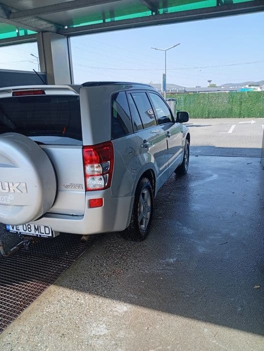 SUZUKI Grand Vitara