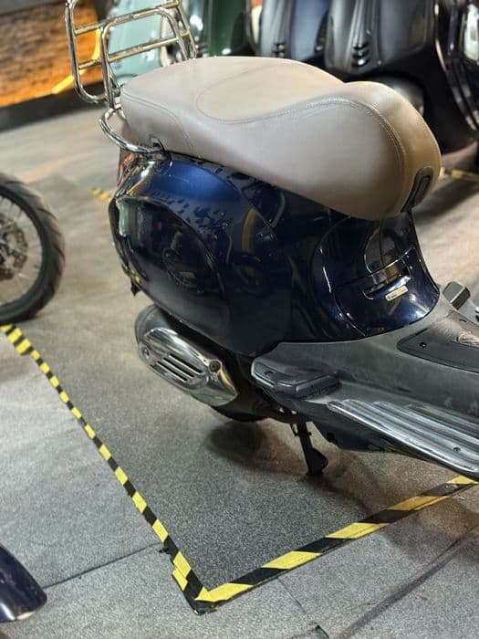 Piaggio vespa primavera