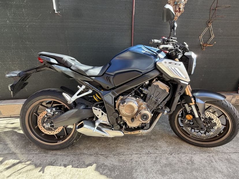 Honda CB650R A2 35 Kw import Germania