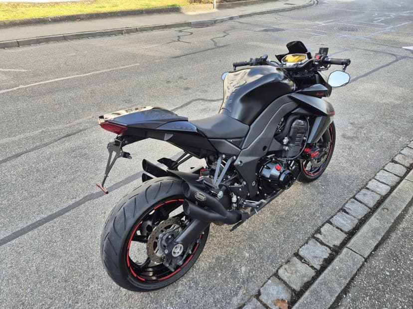Kawasaki Z1000 ABS Black Edition Hurric