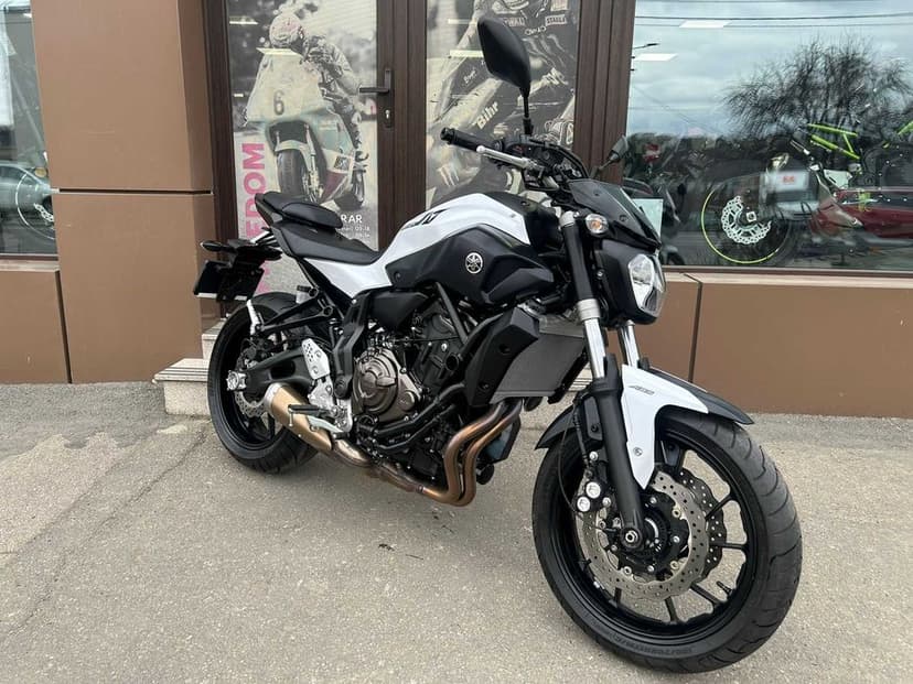 Yamaha MT-07 ABS 1.119 km ~ Garantie 12 luni ~ Rate FIXE ~